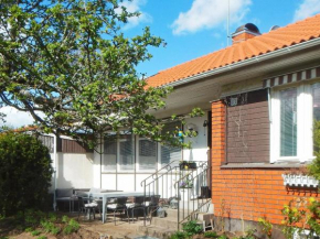 6 person holiday home in MARIANNELUND